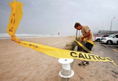 hurricane irene billions of dollars in losses feared