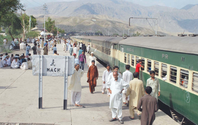 deadly ambush attack on quetta express leaves 3 dead 19 injured deadly ambush attack on quetta express leaves 3 dead 19 injured