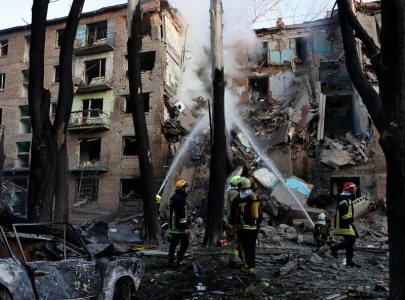 russian barrage kills 10 in kyiv russian barrage kills 10 in kyiv