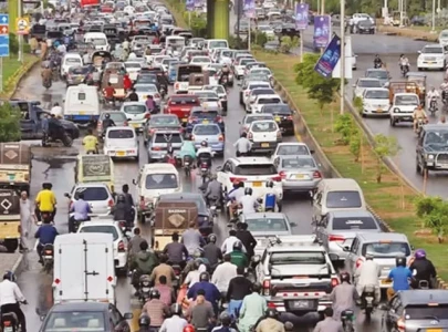 model roads to nurture lane discipline