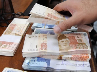 private sector lending slumps at 22