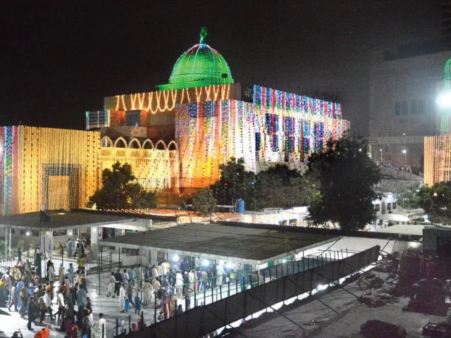 the three day 1 296th urs celebrations of sufi saint hazrat syed abdullah shah ghazi ra concludes in karachi with deep religious devotion and traditional fervour photo express the three day 1 296th urs celebrations of sufi saint hazrat syed abdullah shah ghazi ra concludes in karachi with deep religious devotion and traditional fervour photo express