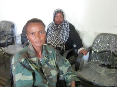 shoulder to shoulder confessions of a perfect qaddafi girl shoulder to shoulder confessions of a perfect qaddafi girl