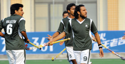 greenshirts go pale against japan