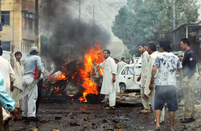 blast site visit quetta official gets angry reception