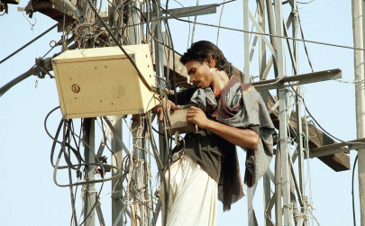 on the wire worker electrocuted another loses hands