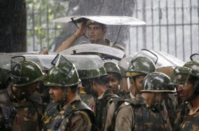 india detains 3 people in kashmir linked to delhi blast