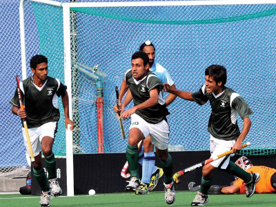 pakistan eye india scalp today