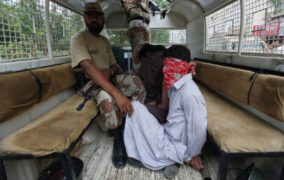 caught in disguise police arrest man trying to pass off as rangers jawan caught in disguise police arrest man trying to pass off as rangers jawan