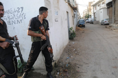 karachi violence three more killed rangers and police continue search operations