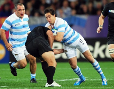 rugby england edge past pumas