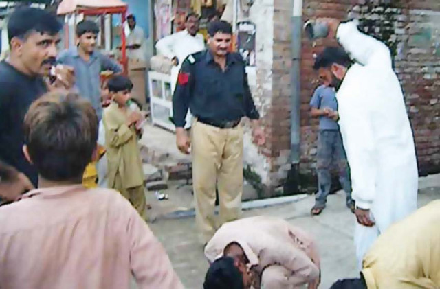 drug addicts lined up and flogged by jhumra police drug addicts lined up and flogged by jhumra police