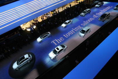 auto makers defy crisis at iaa motor show