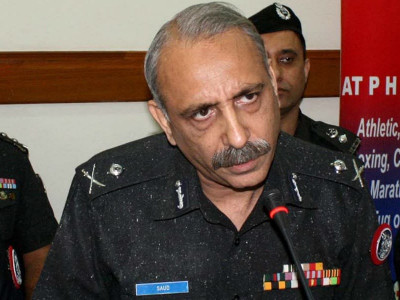 spare no one police chief promises across the board crackdown