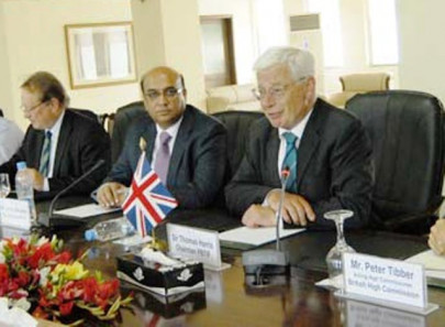 foreign investment uk pakistan trade to reach 2 5b by 2015