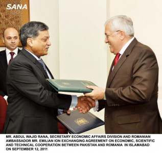 pakistan romania sign trade treaty