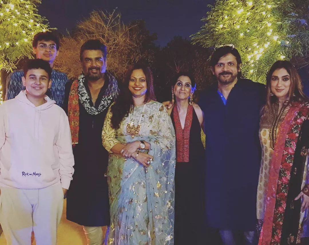 faisal kapadia celebrates diwali with sonu nigam faisal kapadia celebrates diwali with sonu nigam