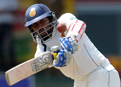dilshan helps sri lanka gain edge in 3rd test