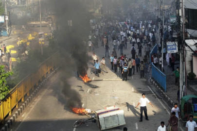 islamic party protests turn violent across bangladesh