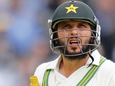 afridi s retirement a joke akram afridi s retirement a joke akram