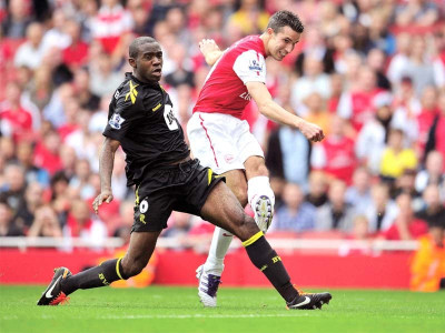 torres scores sees red in chelsea s win