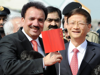 chinese vice prime minister arrives in islamabad
