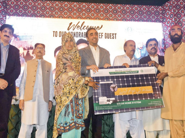 bilawal scoffs at pml n s power subsidy scheme