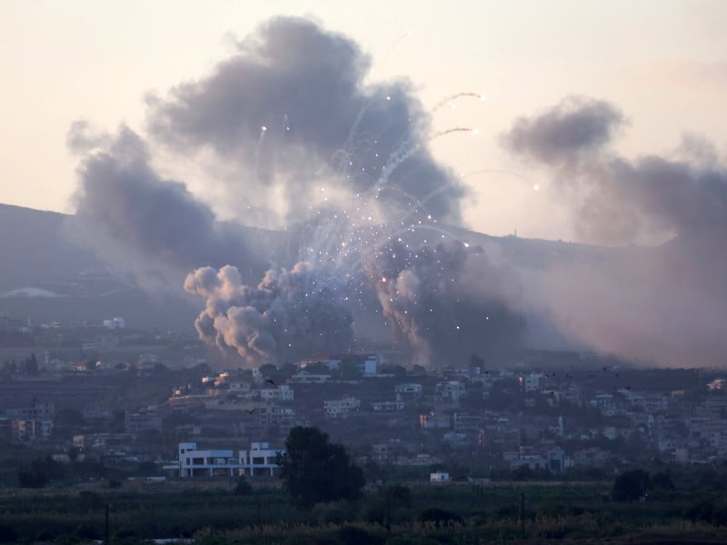 smoke billows following israeli strikes in tyre southern lebanon photo reuters