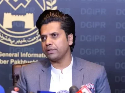 free press vital for democracy shafi jan