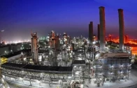 refinery output up 10 7 omc sales down 7