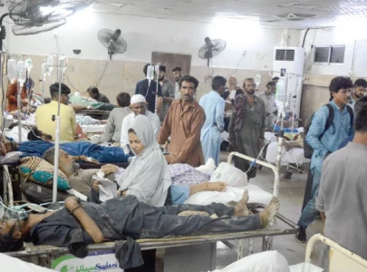 seven of family suffer food poisoning seven of family suffer food poisoning