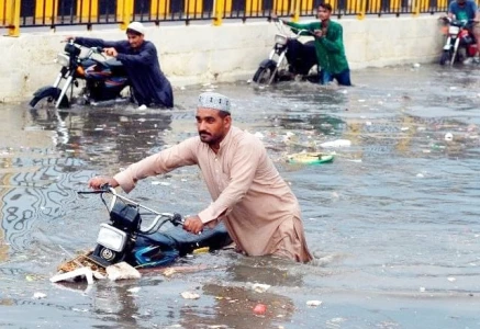 monsoon flood risk looms over karachi