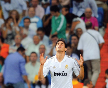 football fergie worried after basel draw