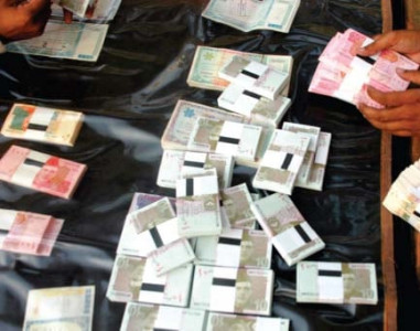 monetary pressures rupee recovers 100 paisa in a single day