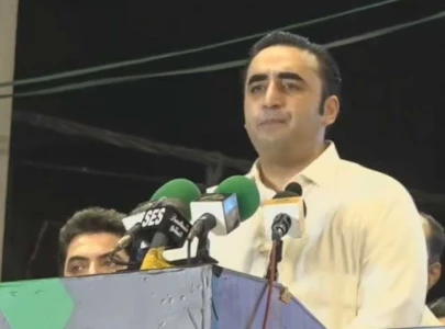 bilawal vows free solar energy for karachi while budget talks with govt continue