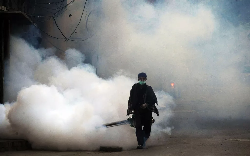 dengue update death toll reaches 152 as 9 more die in lahore dengue update death toll reaches 152 as 9 more die in lahore