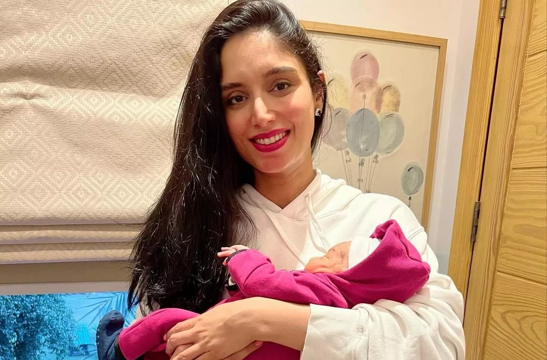 zainab abbas hamza kardar welcome baby boy zainab abbas hamza kardar welcome baby boy