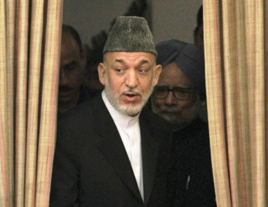 strategic pact with india afghan envoy meets kayani to quell pak s fears