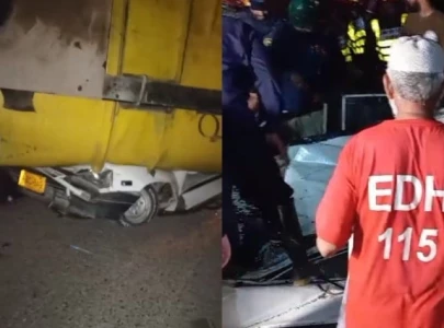oil tanker crash near karachi s baloch colony flyover leaves one dead oil tanker crash near karachi s baloch colony flyover leaves one dead