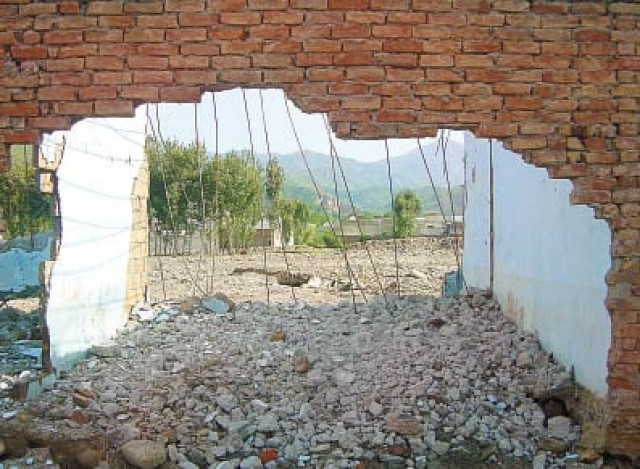 militants blow up two school buildings in mardan militants blow up two school buildings in mardan