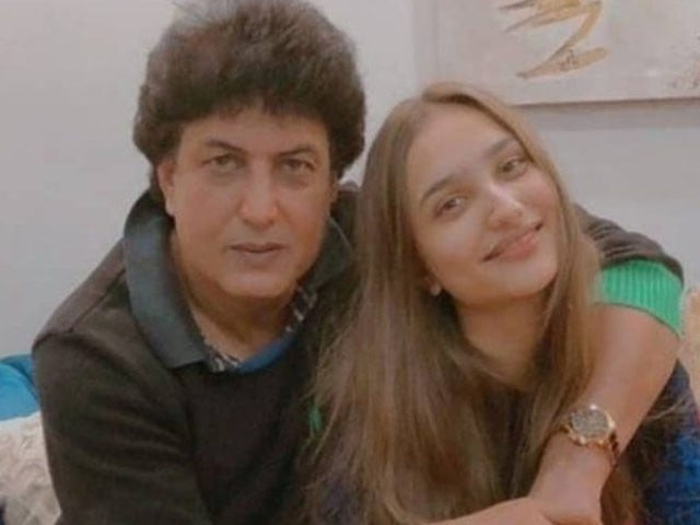 khalilur rehman s daughter targeted online over father s scandal khalilur rehman s daughter targeted online over father s scandal