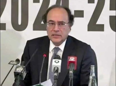 finance minister rules out proposal to lower retirement age to 55 finance minister rules out proposal to lower retirement age to 55