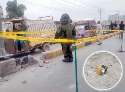 vehicle of police rapid response force targeted in peshawar