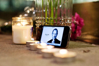 twitter alert a vigil for steve jobs in karachi twitter alert a vigil for steve jobs in karachi