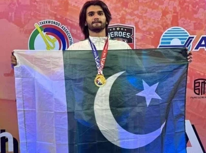 pakistan s aamir khan bags gold medal at 7th taekwondo championship