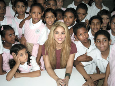 shakira to work on obama education board