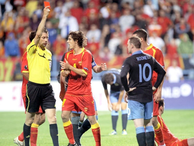 rooney s petulance spoils show