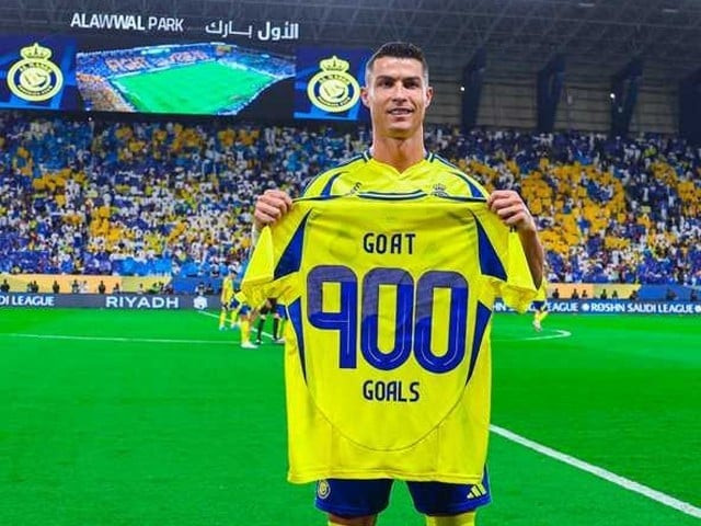 ronaldo celebrates 900th career goal receives tribute from al nassr ronaldo celebrates 900th career goal receives tribute from al nassr