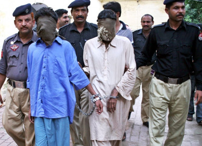 karachi search operation 17 accused arrested for various crimes karachi search operation 17 accused arrested for various crimes