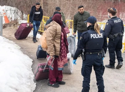 canada pulls refugee welcome mat